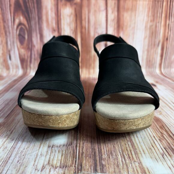 Clarks ANNADEL IVORY Size 8 Black Suede Cork Wedge Heel Sandals Open Toe Shoes - Picture 2 of 10